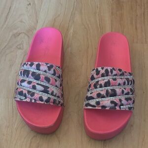 Stylish Pink wedge Leopard Print Women's Slides